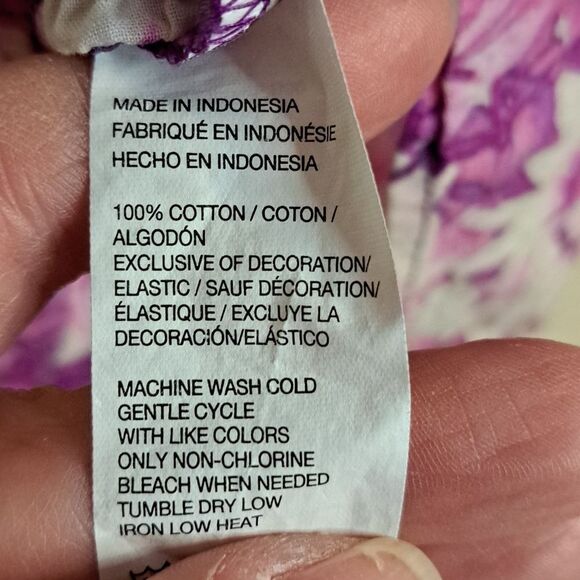 IZOD blouse size medium - Picture 6 of 6